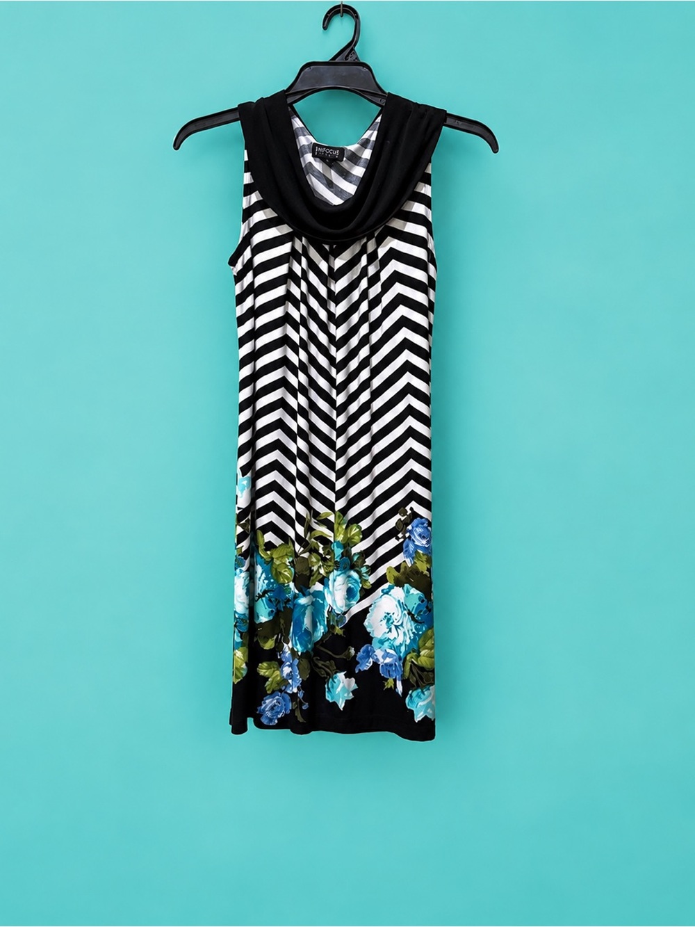 Midi black & white dress with blue flower